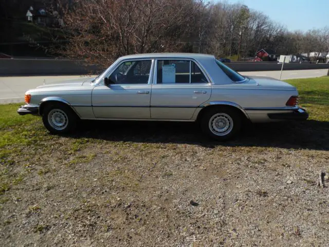 1979 Mercedes-Benz 300-Series