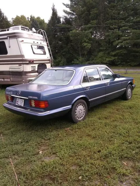 1982 Mercedes-Benz 300-Series