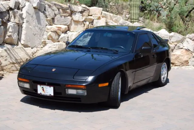 1987 Porsche 944 Turbo