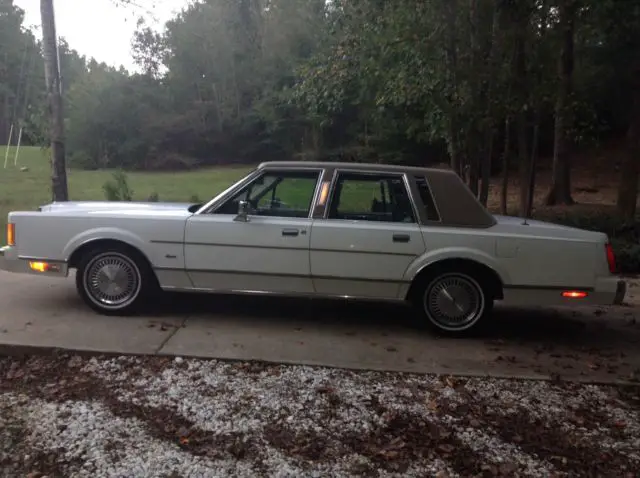 1989 Lincoln Town Car