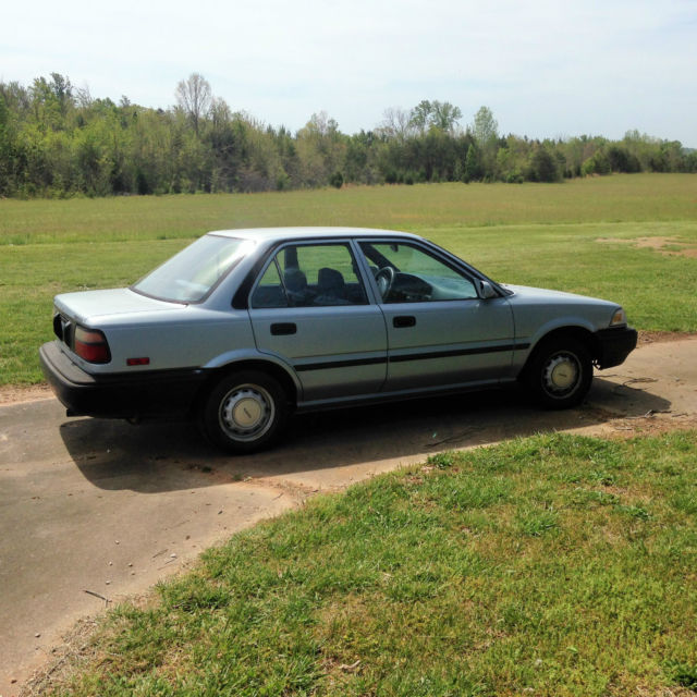 1989 Toyota Corolla Base Sedan 4-Door