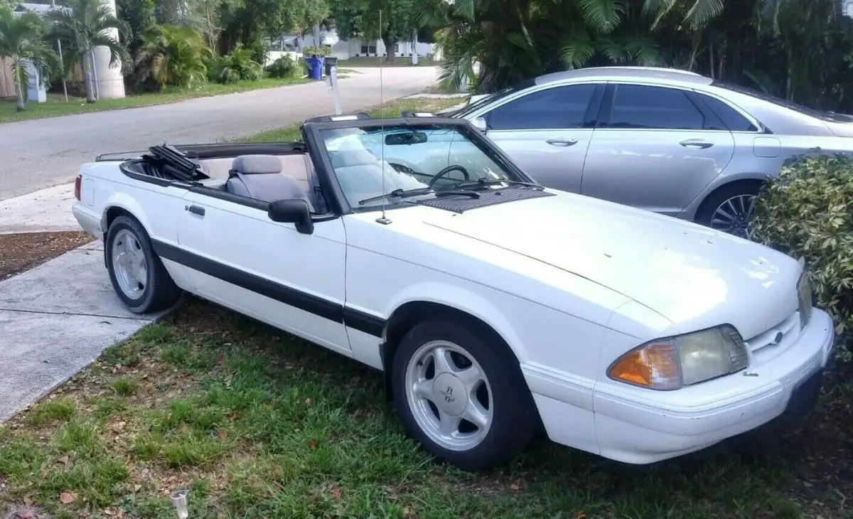 1993 Ford Mustang LX