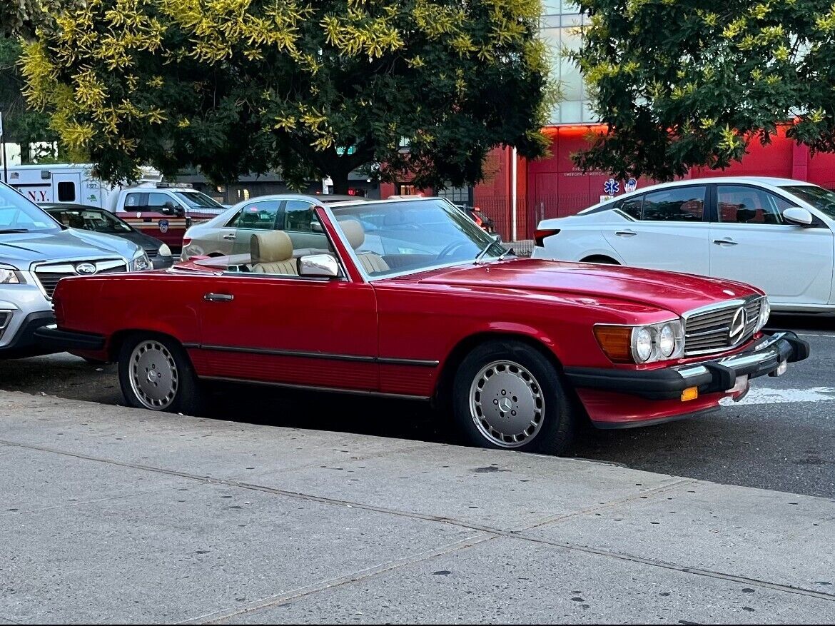 1986 Mercedes-Benz SL-Class CONVERTIBLE 560SL! 107K Miles!  2 Tops