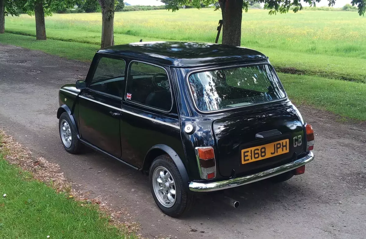 classic mini Mayfair 1988 black for sale