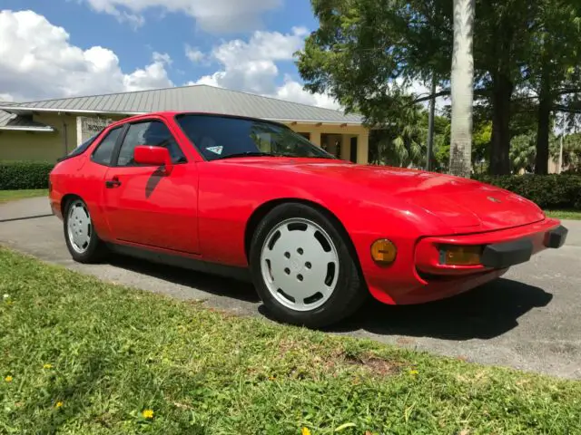 1987 Porsche 924 S