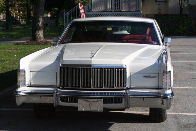 1976 Lincoln Continental TOWN COUPE