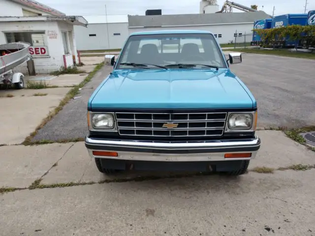 1988 Chevrolet S-10 Tahoe