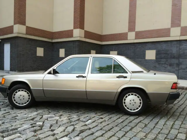 1993 Mercedes-Benz 190-Series