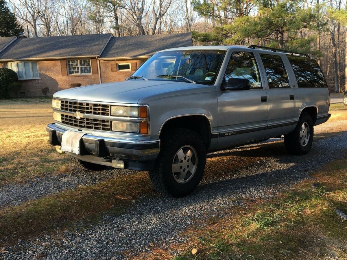 1992 Chevrolet Suburban LS