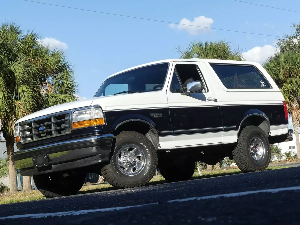 1993 Ford Bronco XLT