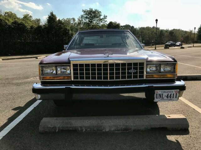 1983 Ford Crown Victoria LTD