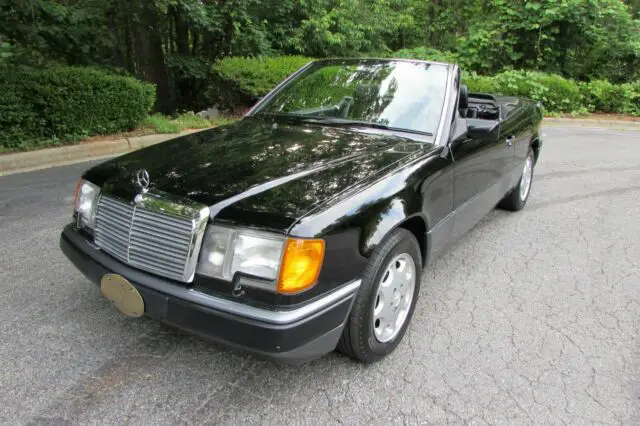 1993 Mercedes-Benz 300-Series