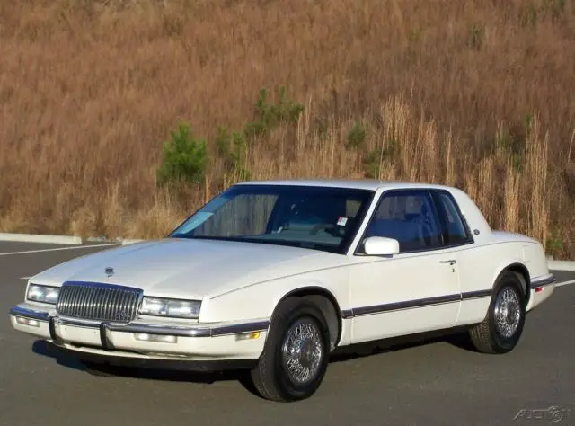 1990 Buick Riviera PREMIUM SOUTHERN PEARL WHITE COLD AC 3800 V6 FUEL INJECTION