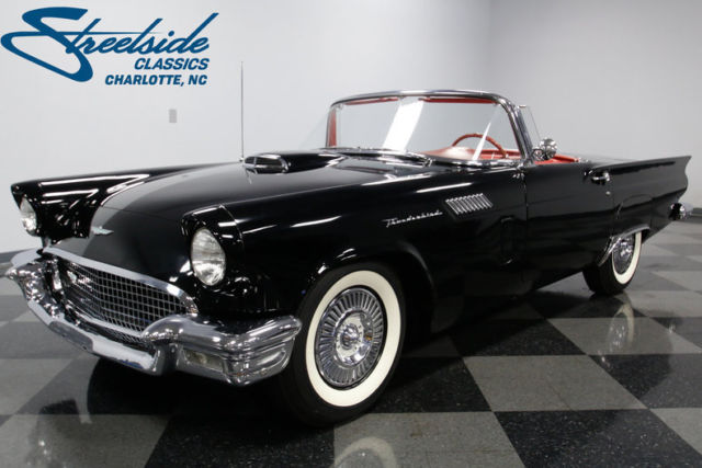 1957 Ford Thunderbird D-Code