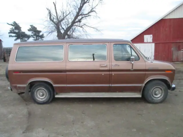 1989 Ford E-Series Van xlt