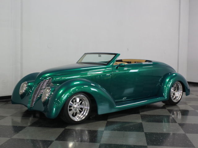 1937 Ford Cabriolet