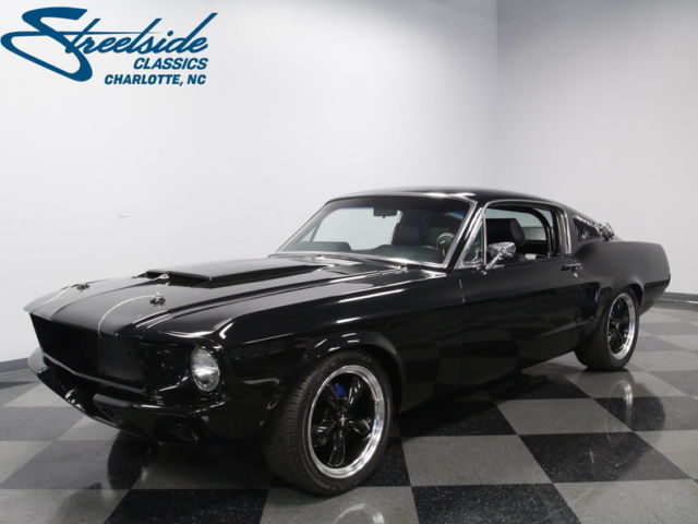 1967 Ford Mustang Fastback Restomod