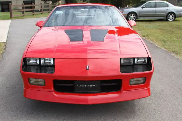 1990 Chevrolet Camaro 2dr Coupe IROC Z