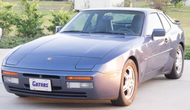 1989 Porsche 944 S2