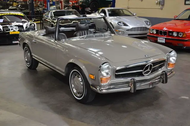 1971 Mercedes-Benz 200-Series 280 SL