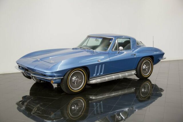 1966 Chevrolet Corvette --