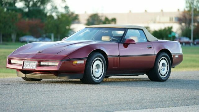 1986 Chevrolet Corvette 2dr Convertible