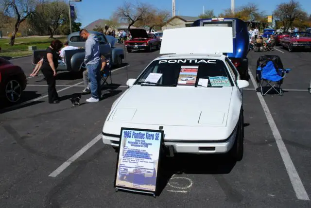 1985 Pontiac Fiero SE