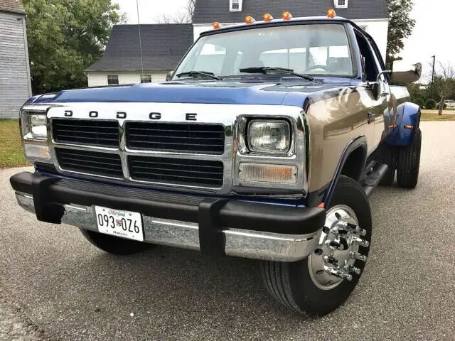 1993 Dodge Ram 3500 LE