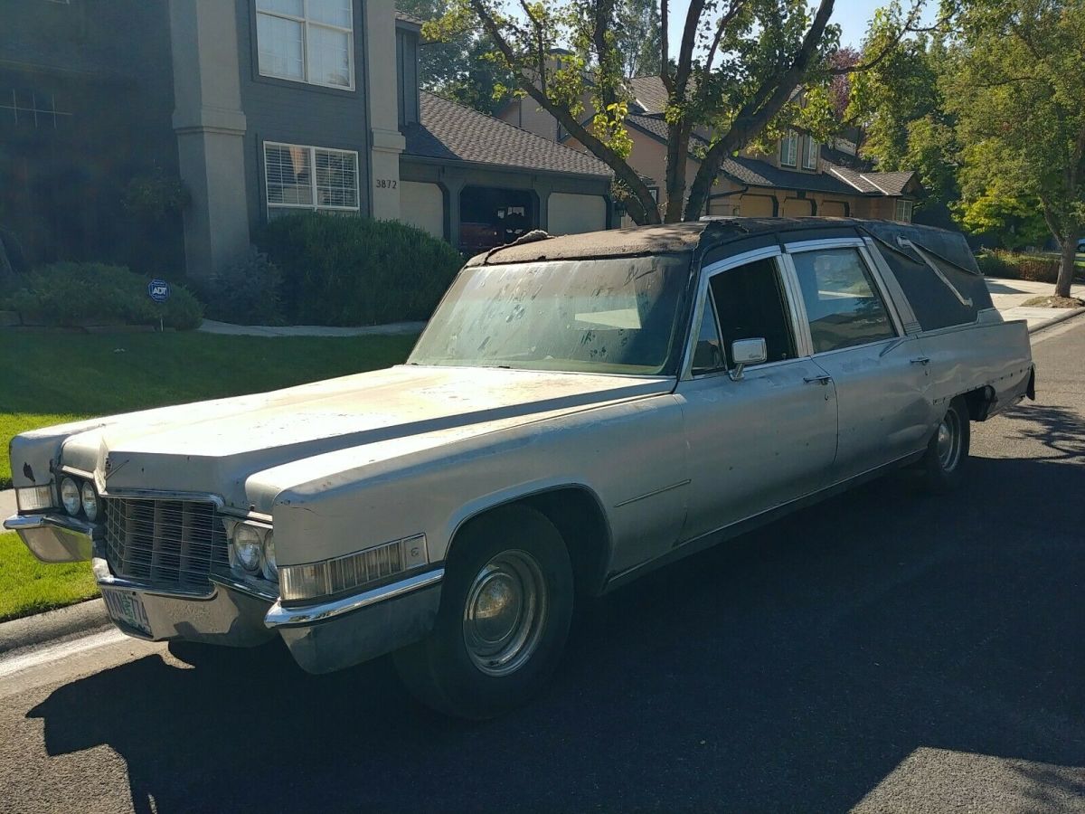 1969 Cadillac Commercial Chassis