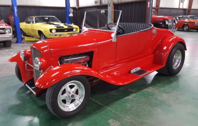 1927 Ford Model T Roadster 350 / auto