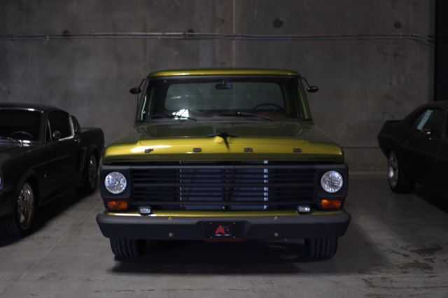 1967 Ford F-100