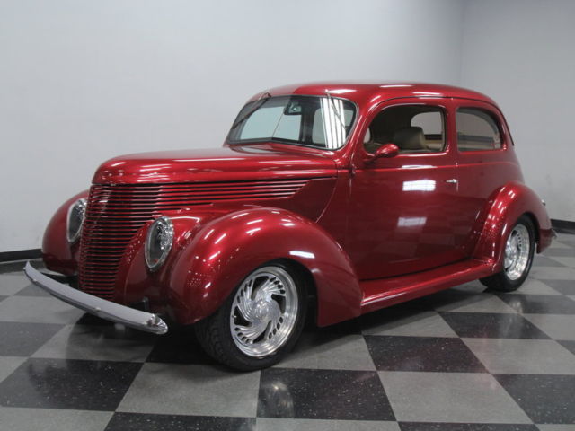 1938 Ford Tudor Sedan Humpback