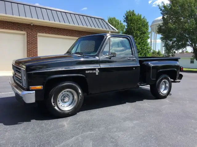 1985 Chevrolet C-10 Custom Cab Step Side Short Bed