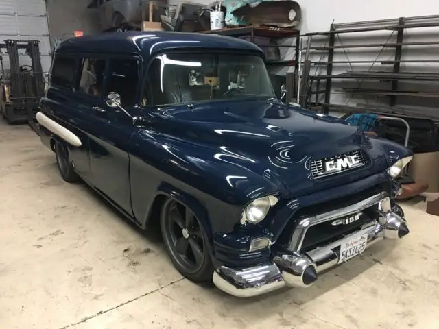 1955 GMC Suburban fleetside