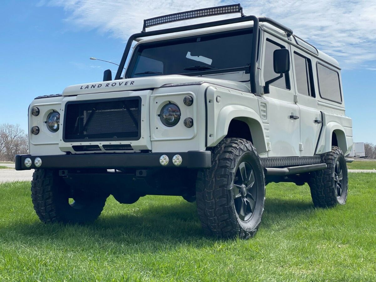 1985 Land Rover Defender 110 Automatic