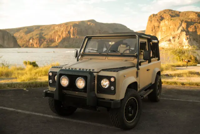 1990 Land Rover Defender