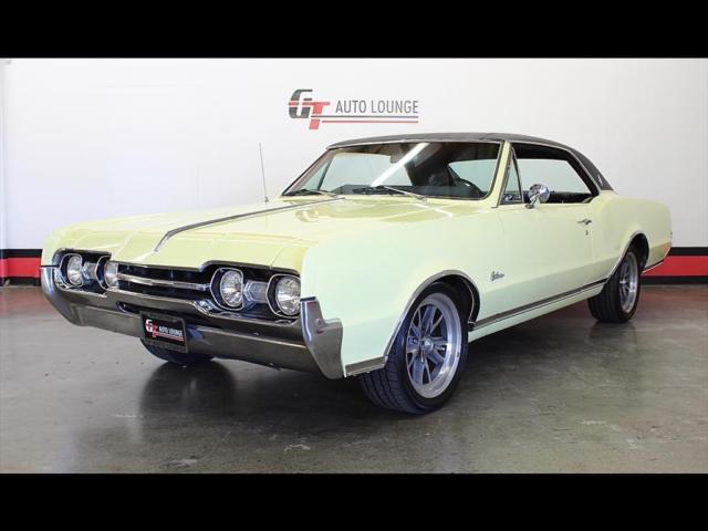 1967 Oldsmobile Cutlass Supreme