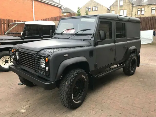 1992 Land Rover Defender 110 2.5Tdi UTILITY WAGON Nardo grey raptor paint