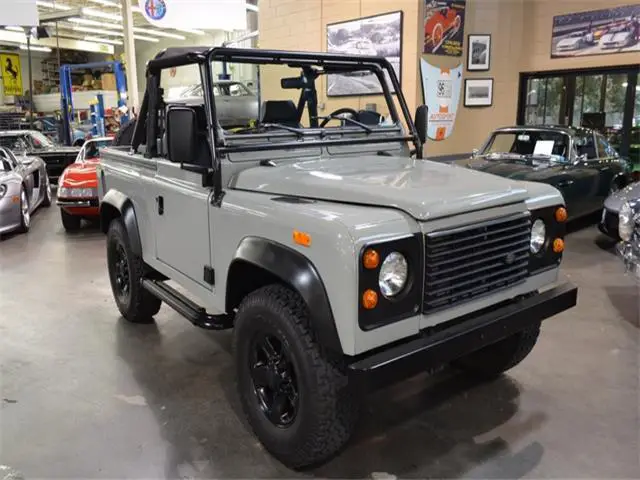 1994 Land Rover Defender --