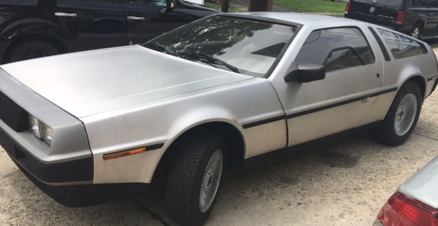 1981 DeLorean DMC12 BLACK