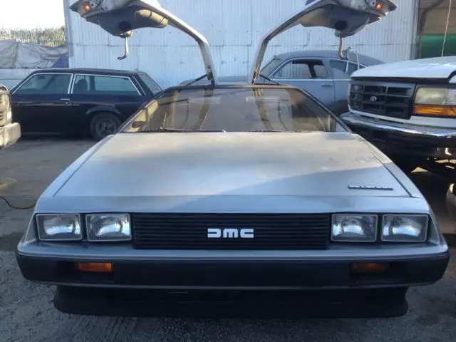 1982 DeLorean DMC12