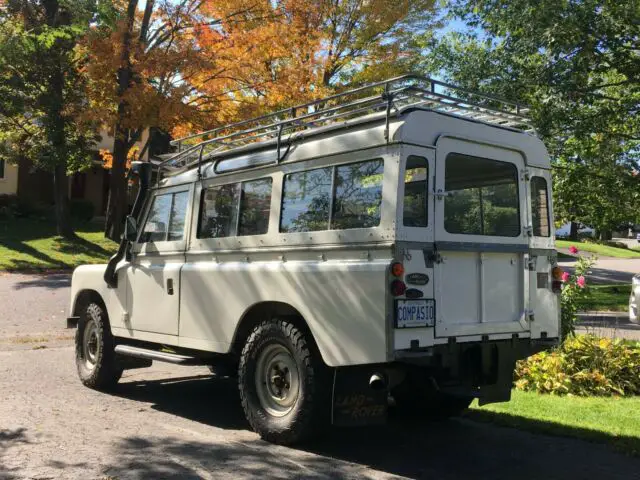 1975 Land Rover Defender