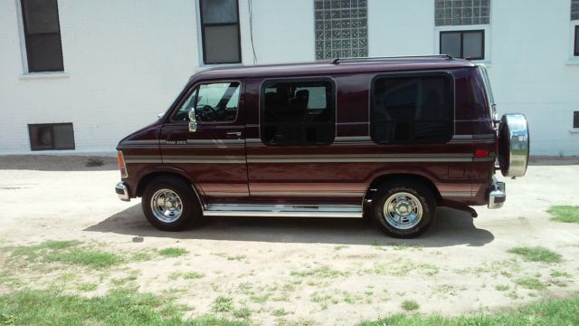 1993 Dodge Ram Van