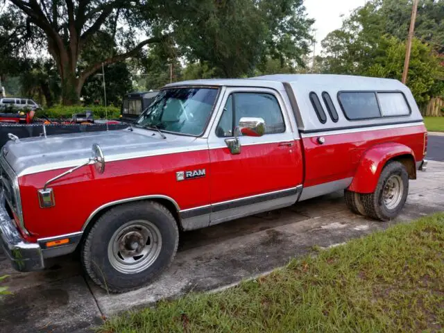 1989 Dodge Ram 2500 LE