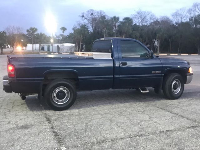 1994 Dodge Ram 2500 Blue