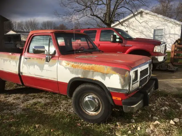 1991 Dodge Other Pickups Le