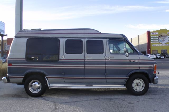 1988 Dodge Ram Van