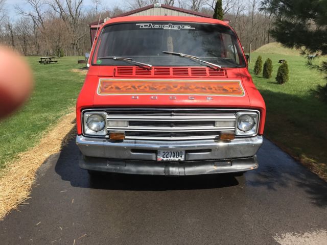 1977 Dodge Tradesman 200