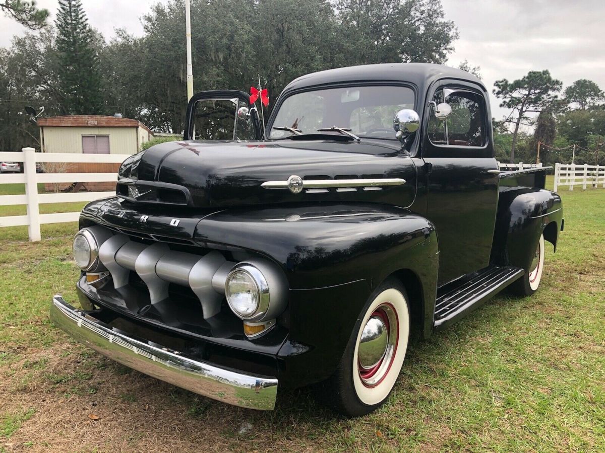 1952 Ford F1