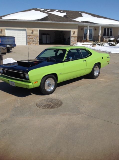 1971 Plymouth Duster 2 door base